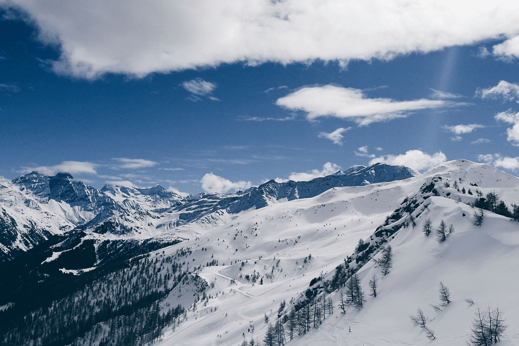 Verbier – snowboarding in the Swiss freeride paradise